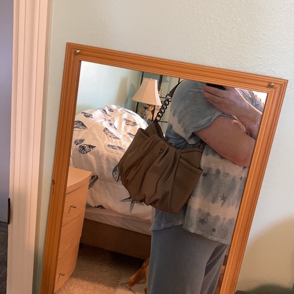 Simply Vera Vera Wang Shoulder Bag - Picture 13 of 14